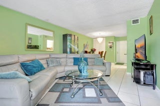 Photo of Listing #RX-11098179