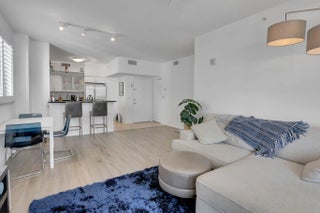 Photo of Listing #RX-11124163