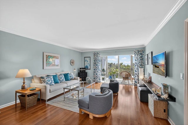 Photo of Listing #RX-11130125