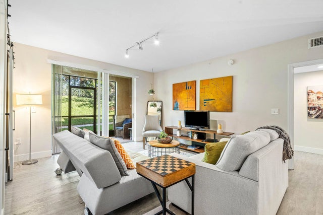 Photo of Listing #RX-11140773