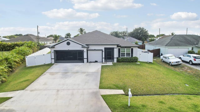 Photo of Listing #RX-11140823