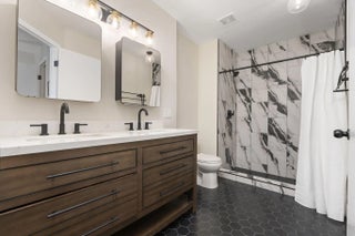 Photo of Listing #RX-11146320