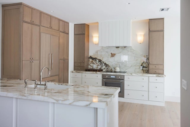 Photo of Listing #RX-11150140