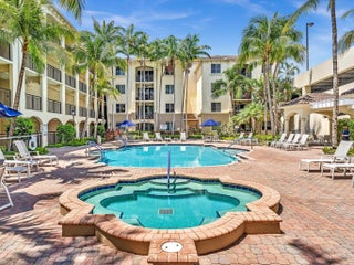 Photo of Listing #RX-11151005