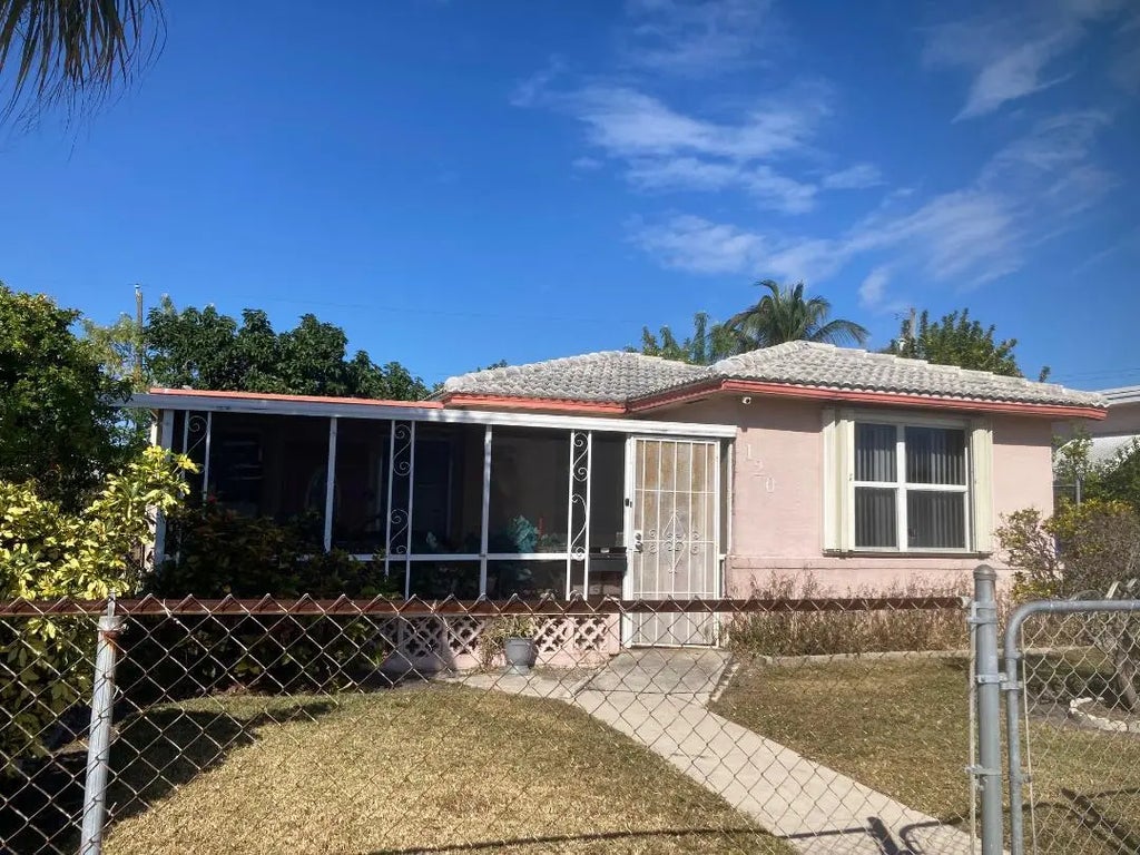 120 W 22nd Street, Riviera Beach
