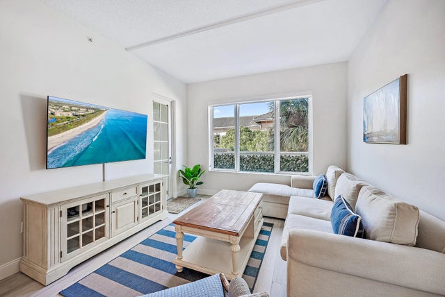 Photo of Listing #RX-11153804