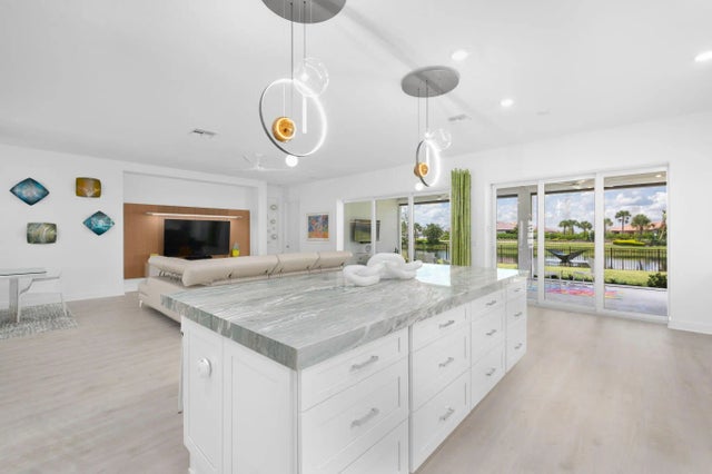 Photo of Listing #RX-11154042