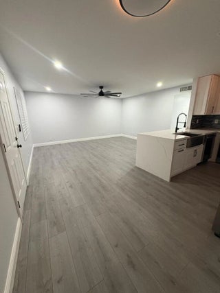 Photo of Listing #RX-11155844