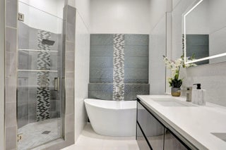 Photo of Listing #RX-11156040