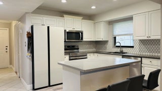 Photo of Listing #RX-11158370