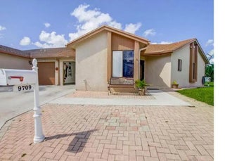 Photo of Listing #RX-11160042