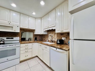 Photo of Listing #RX-11160818