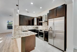 Photo of Listing #RX-11161233