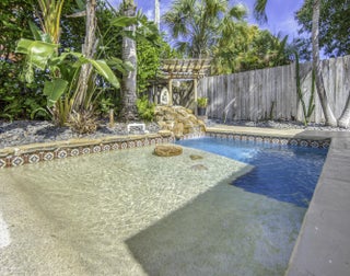 Photo of Listing #RX-11165204