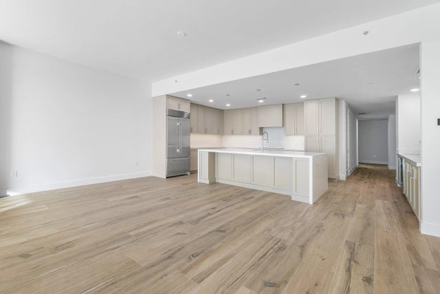 Photo of Listing #RX-11166237