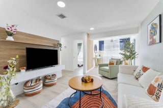 Photo of Listing #RX-11167783