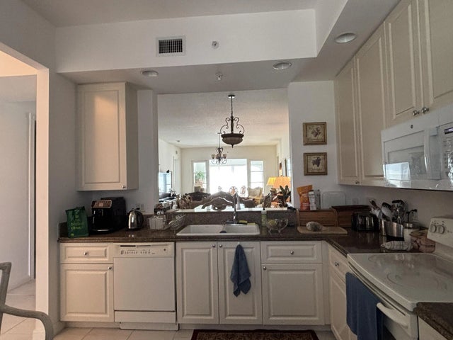 Photo of Listing #RX-11169479