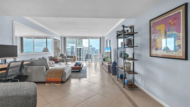 5 of 31 - 1801 S Flagler Drive #1804, West Palm Beach, FL