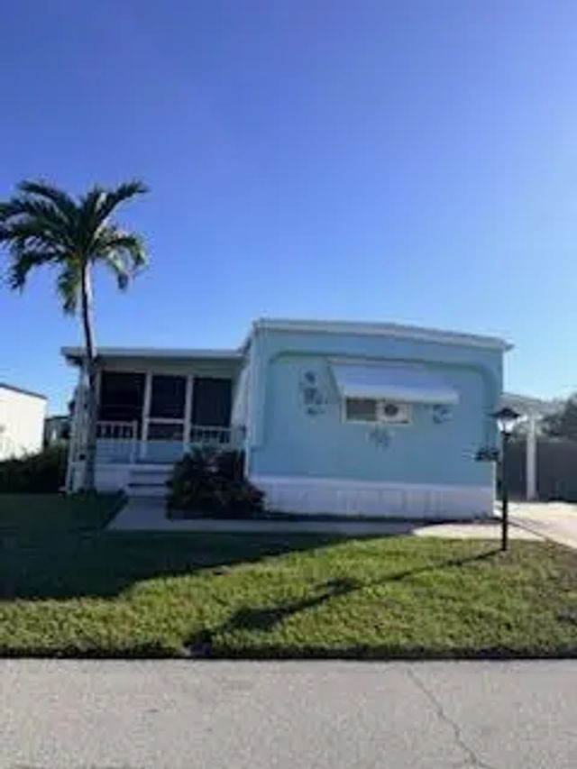 5 of 41 - 102 N Warner Drive, Jensen Beach, FL
