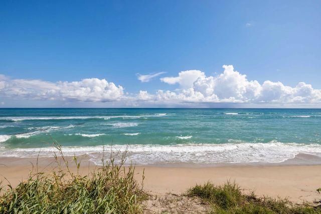 5 of 19 - 1048 S Ocean Boulevard, Palm Beach, FL