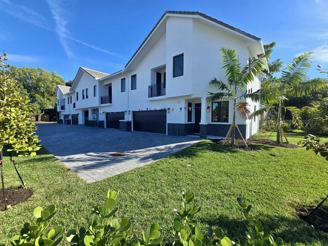 2 of 62 - 6997 Nw 30th Terrace #d, Fort Lauderdale, FL