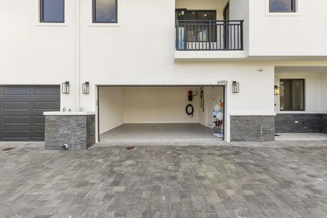 4 of 62 - 6997 Nw 30th Terrace #d, Fort Lauderdale, FL