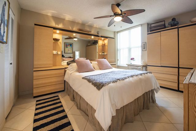 4 of 47 - 1391 S Ocean Boulevard #308, Pompano Beach, FL