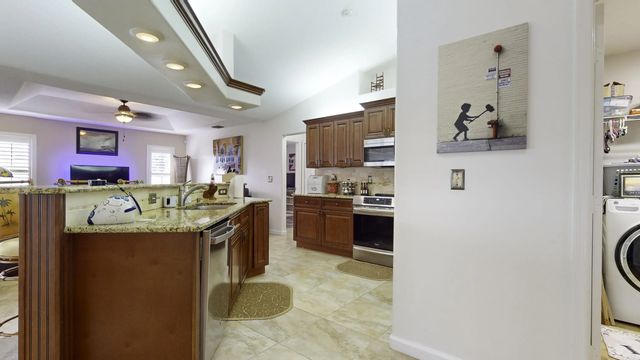4 of 101 - 830 Sw College Park Road, Port St. Lucie, FL