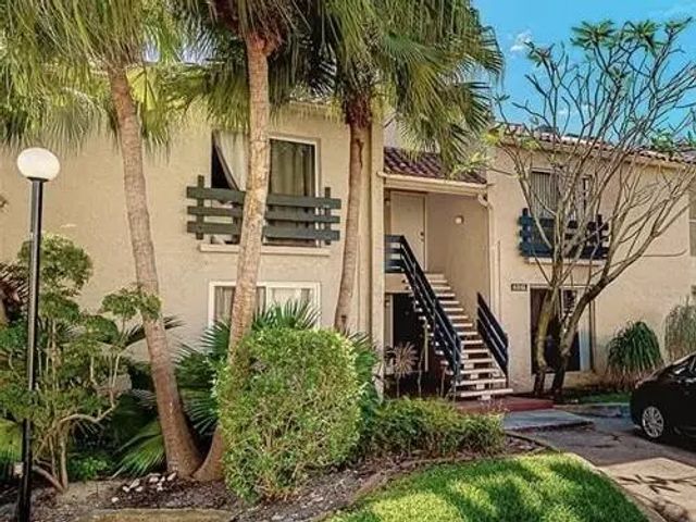 5308 Ne 6th Avenue #g14, Oakland Park