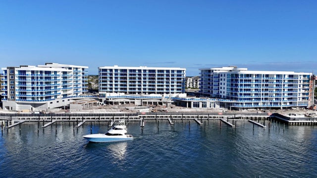 4 of 35 - 2200 Pga Boulevard #416, Palm Beach Gardens, FL