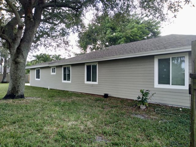 3 of 44 - 104 Segura Street, Royal Palm Beach, FL