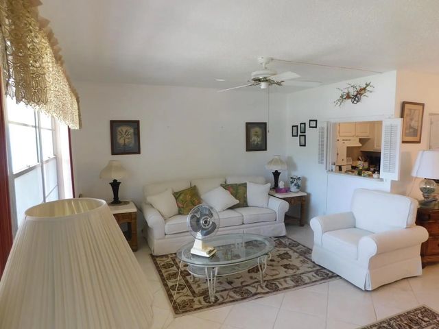 2 of 13 - 110 Salisbury E, West Palm Beach, FL