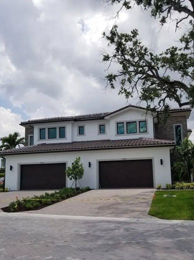 5939 Brookfield Circle #5939, Hollywood
