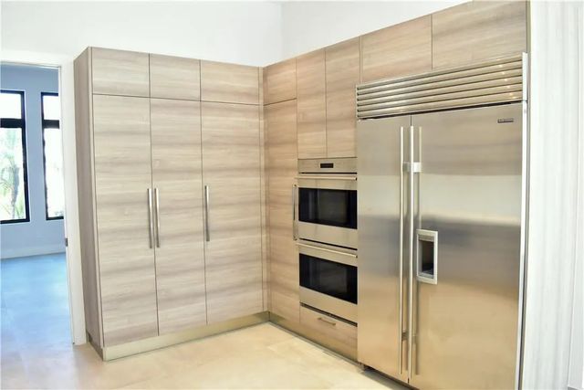 4 of 16 - 5704 Ashwood Circle, Hollywood, FL