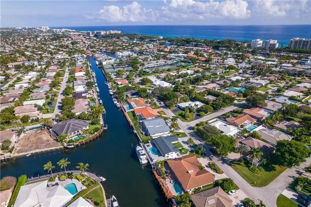 5 of 17 - 4031 Ne 27th Terrace, Lighthouse Point, FL