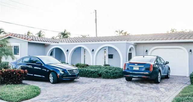 3 of 25 - 5051 Ne 24th Avenue, Lighthouse Point, FL