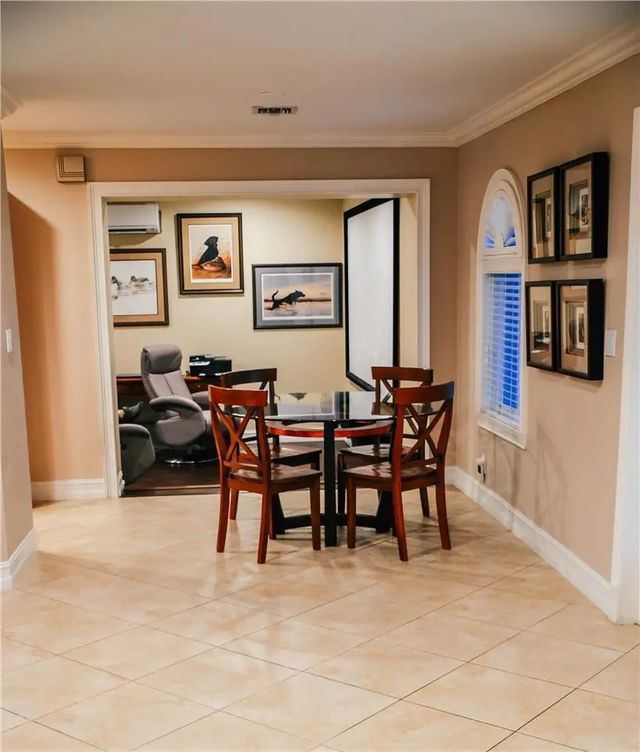 4 of 25 - 5051 Ne 24th Avenue, Lighthouse Point, FL