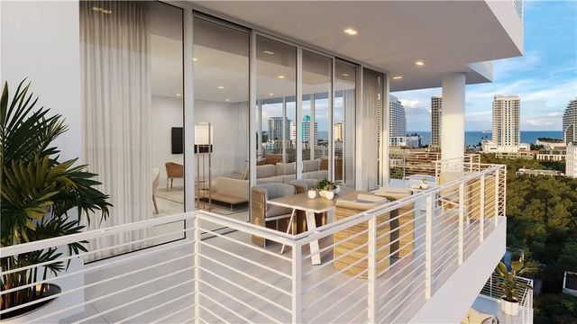 5 of 13 - 527 Orton Avenue #402b, Fort Lauderdale, FL