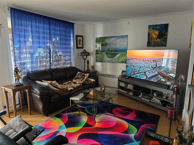 5 of 31 - 6975 S Blvd.de Lane, , QC