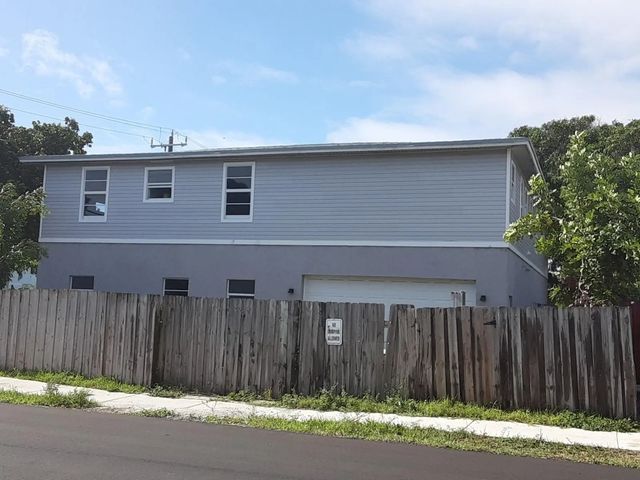 3 of 26 - 799 Ne 34th Court, Oakland Park, FL