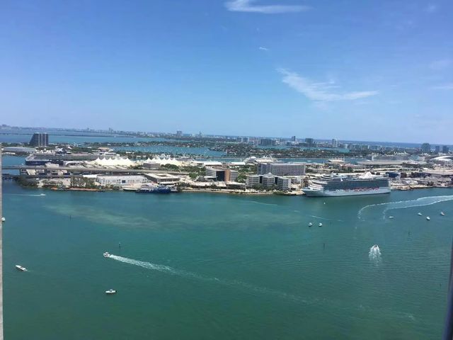 335 S Biscayne Boulevard #4004, Miami