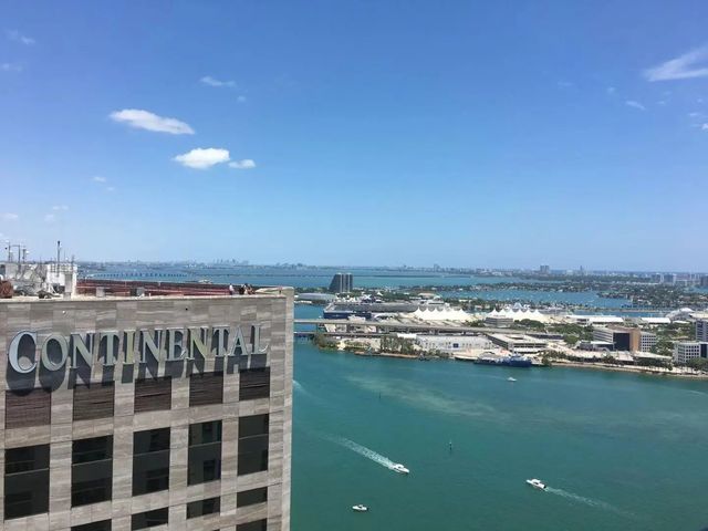 2 of 11 - 335 S Biscayne Boulevard #4004, Miami, FL
