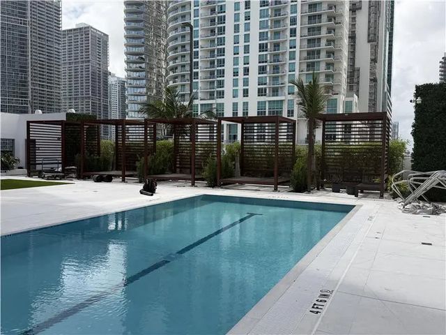 3 of 11 - 335 S Biscayne Boulevard #4004, Miami, FL