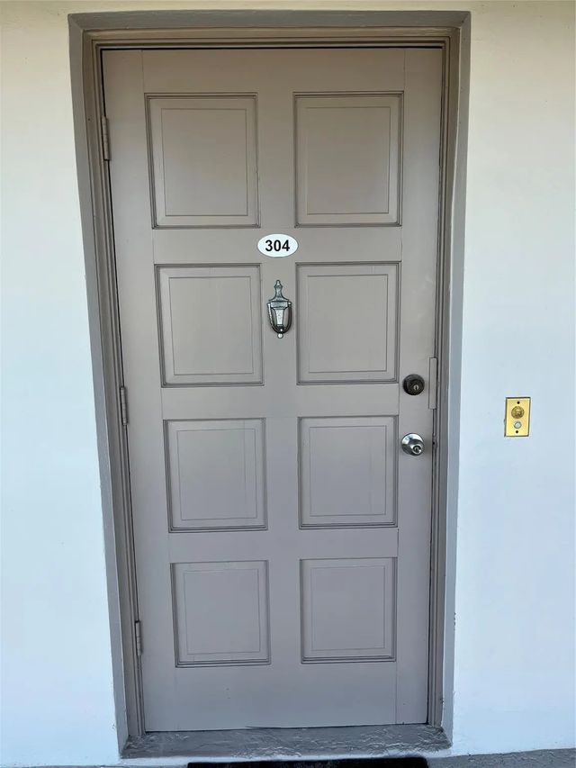 4 of 58 - 3100 N Palm Aire Drive #304, Pompano Beach, FL