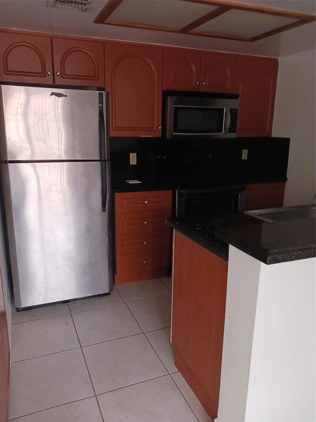 8307 Coral Lake Manor #8307, Coral Springs