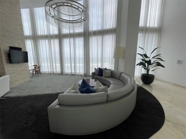 5 of 40 - 16001 Collins Avenue #502, Sunny Isles Beach, FL