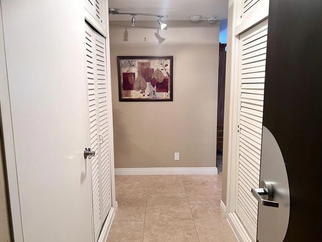 3300 Ne 36th Street #518, Fort Lauderdale