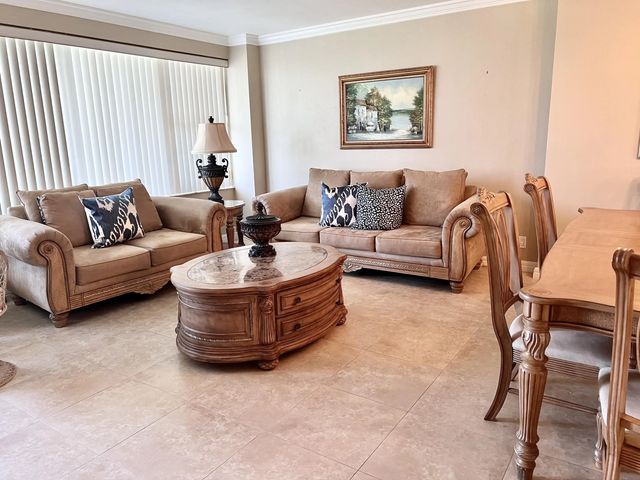 2 of 22 - 3300 Ne 36th Street #518, Fort Lauderdale, FL