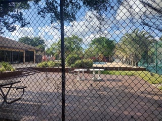 Photo of Listing #F10434719