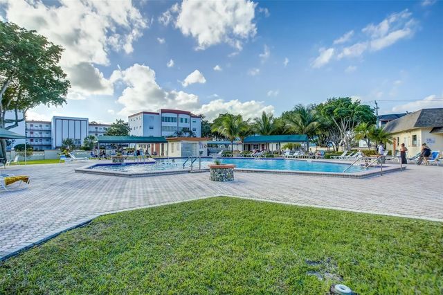 3 of 34 - 4050 Nw 42nd Avenue #312, Lauderdale Lakes, FL